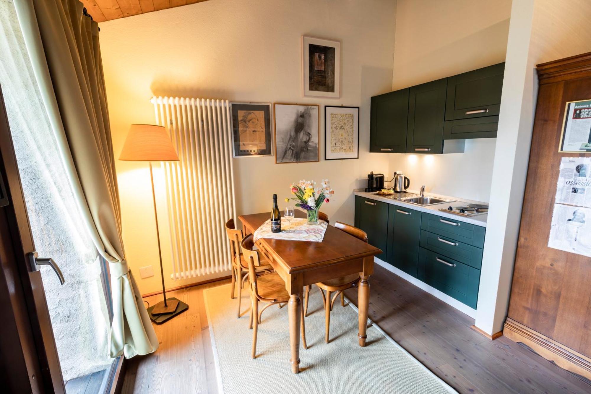 Wine & Art Relais Vallombrosa Castelrotto Room photo